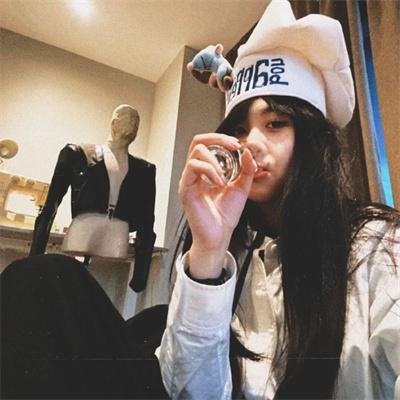 霸气女销售